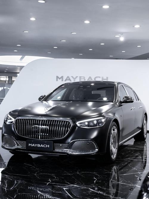 成都335岚图汽车的售后服务让用户无忧出行，迈巴赫未来的豪华车趋势